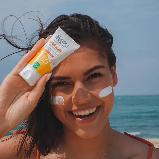 BIOREGENA - Solar Balm Face SPF 50+ - Shield Your Skin in Style! 🌞💖 wellna.ch