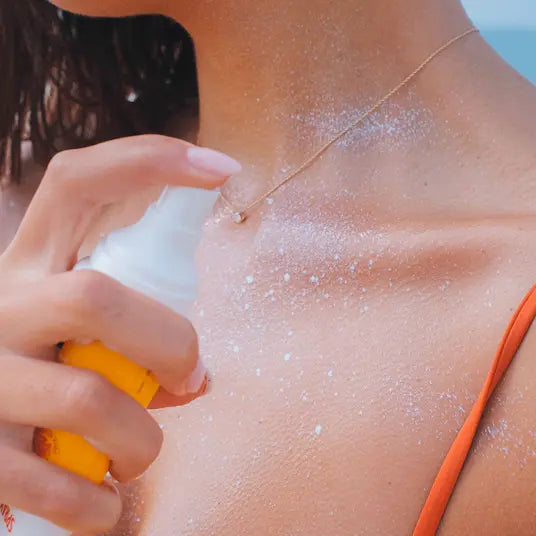 BIOREGENA - Bioregena Solar Spray SPF 30 - Defend Your Skin with Style! ☀️🌊 wellna.ch
